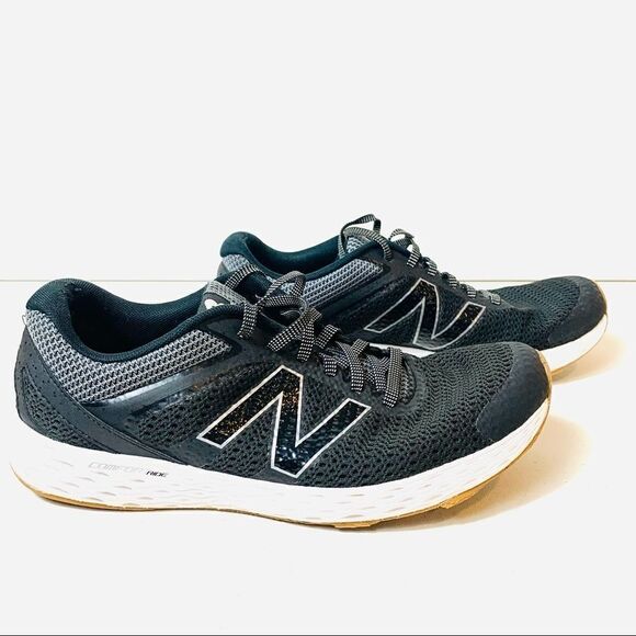 New Balance 520v3 Womens Sz 9 Running Training Athletic Sneakers Black Gray Shoe - Picture 1 of 12